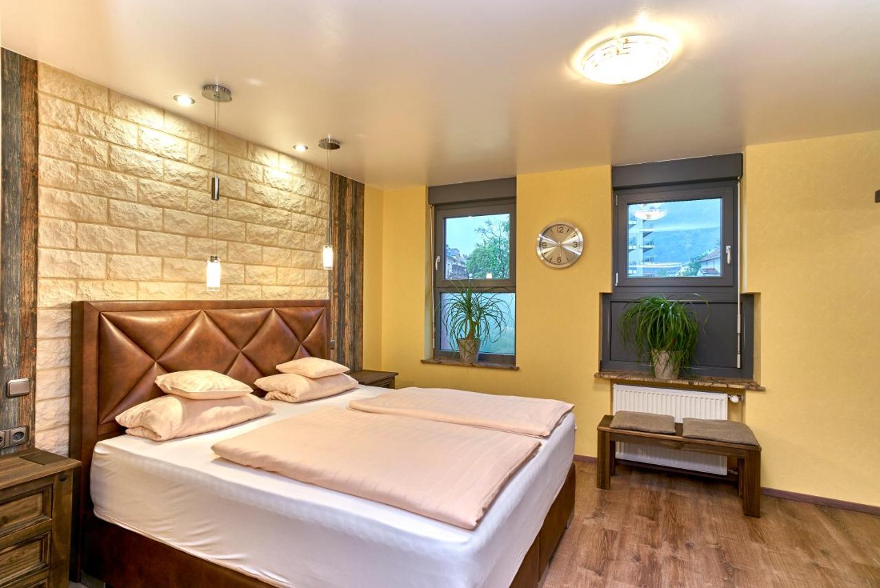Hotel Naheschloesschen Bad Münster am Stein-Ebernburg Екстериор снимка